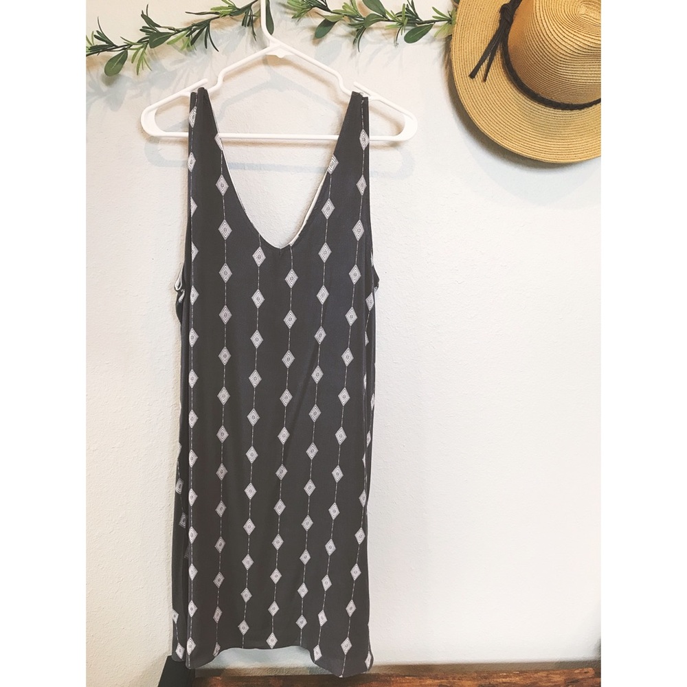 Carly Jean Los Angeles Dress